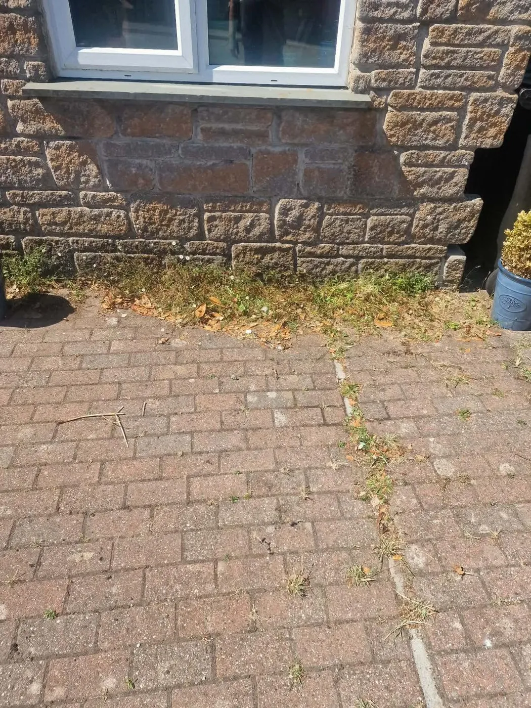 The same driveway cleared and swept afterwards